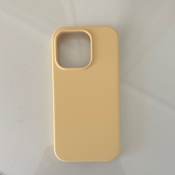 iPhone 14 Pro Silicone Phone Case - Picture 1 of 3